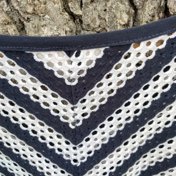 🔥⚡️Super Slasher Sale! 🔥⚡️Emmaline Mesh Blouse in size M - Picture 5 of 5